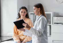 Managing Sinus Headaches at the Office Without Medication